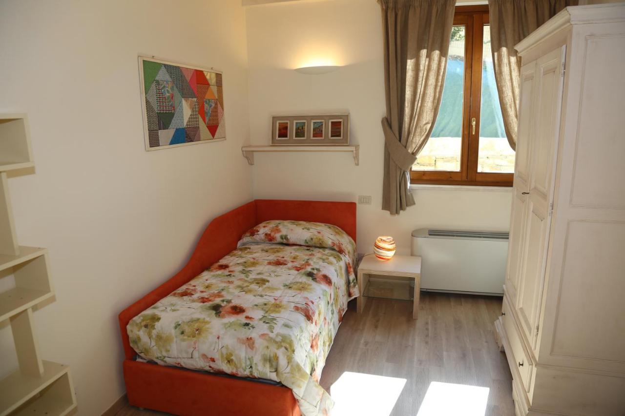 Casa Vacanze Squarcialupi Castellina in Chianti Exterior photo