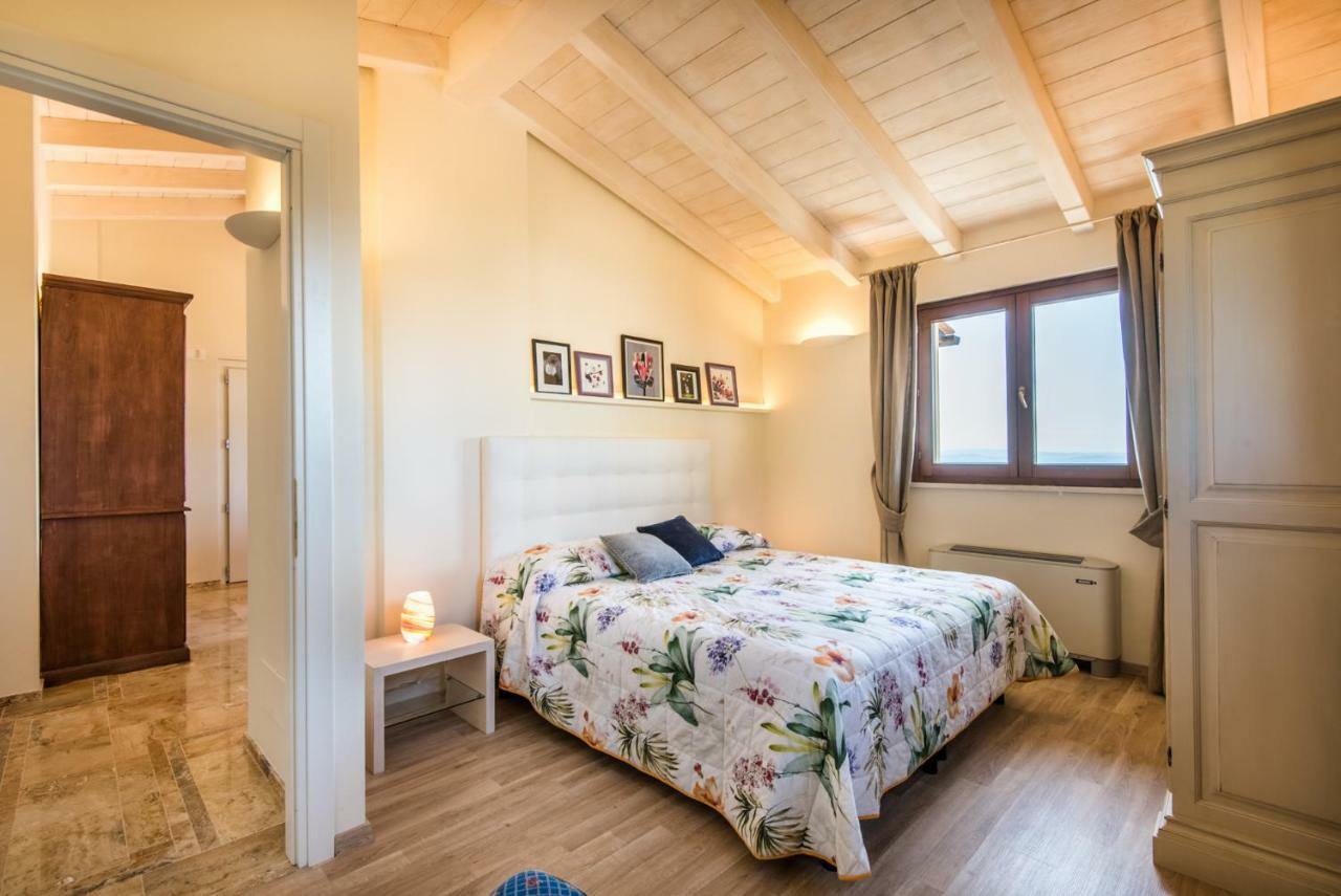 Casa Vacanze Squarcialupi Castellina in Chianti Exterior photo