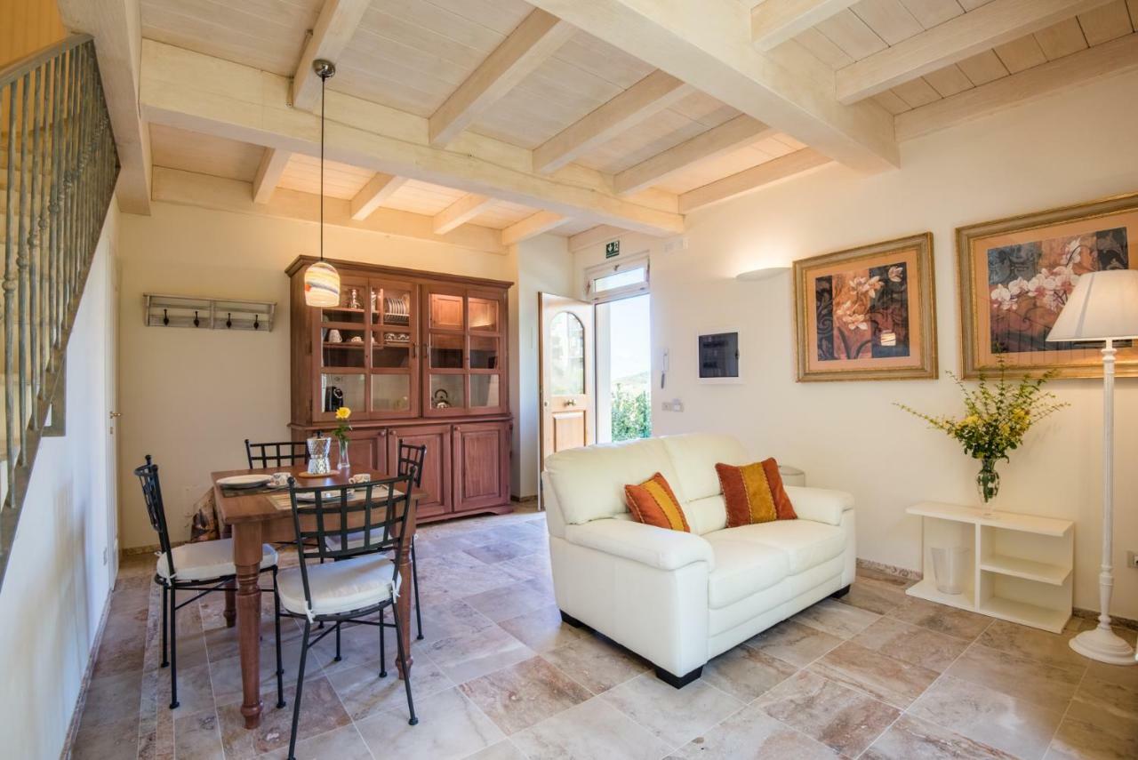 Casa Vacanze Squarcialupi Castellina in Chianti Exterior photo