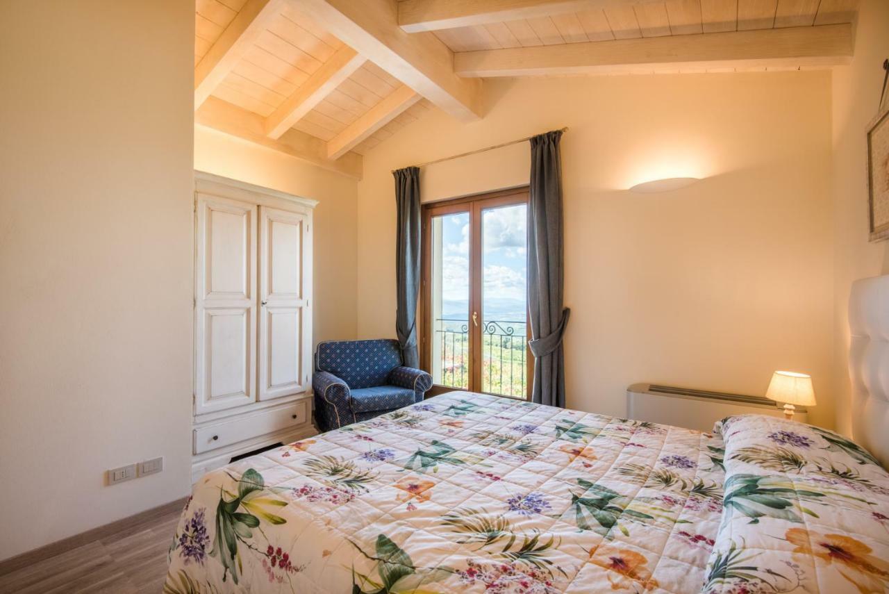 Casa Vacanze Squarcialupi Castellina in Chianti Exterior photo