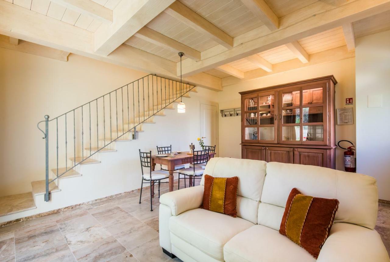 Casa Vacanze Squarcialupi Castellina in Chianti Exterior photo