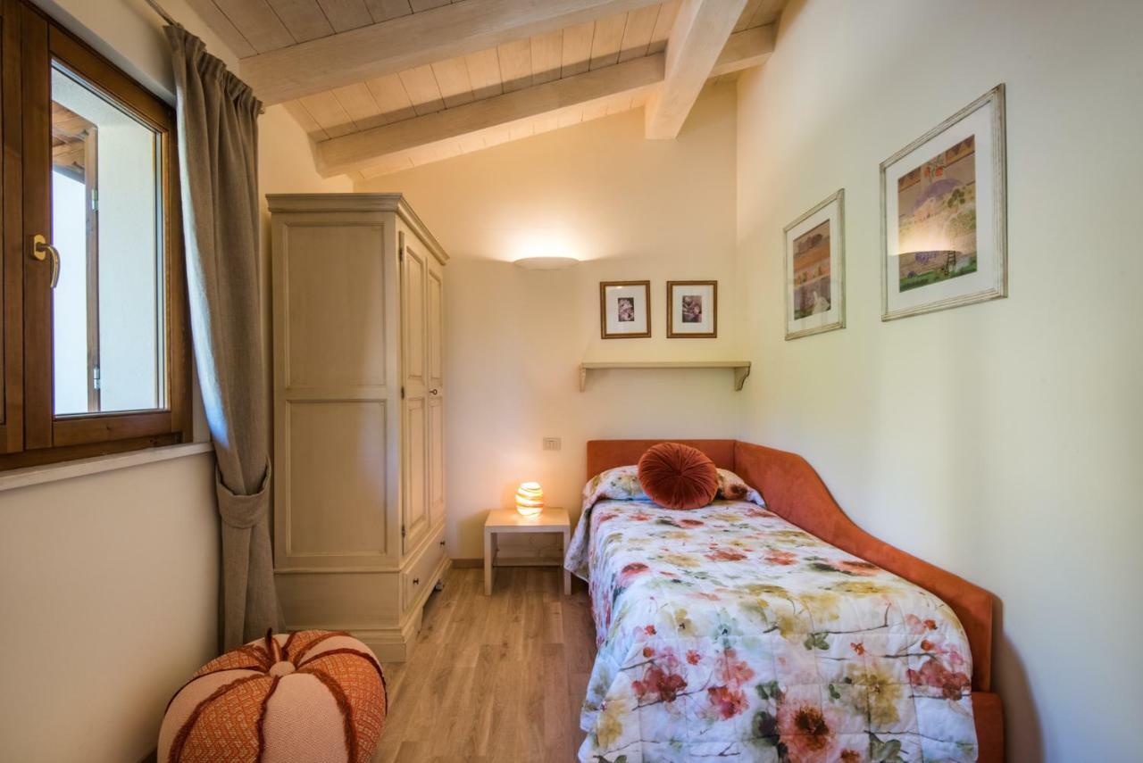 Casa Vacanze Squarcialupi Castellina in Chianti Exterior photo