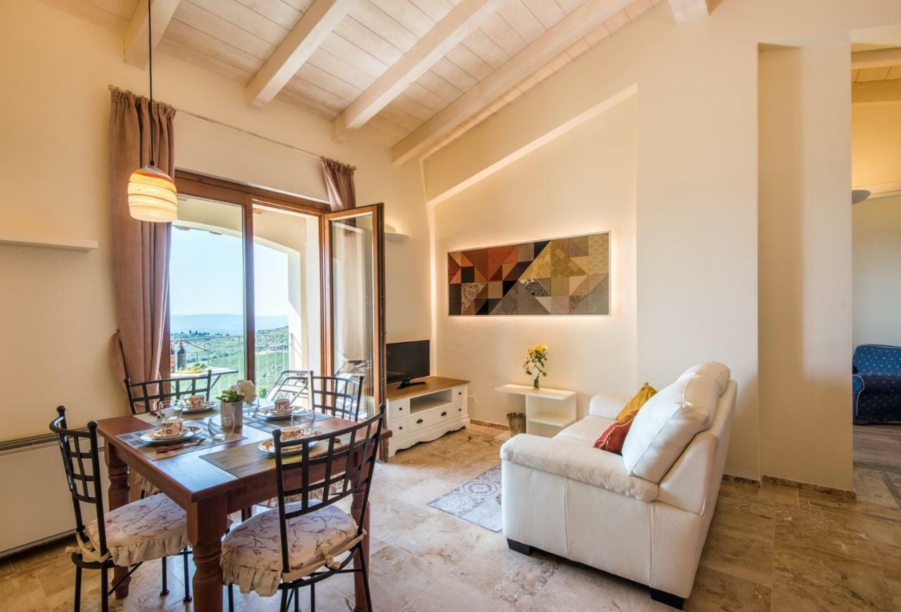 Casa Vacanze Squarcialupi Castellina in Chianti Exterior photo
