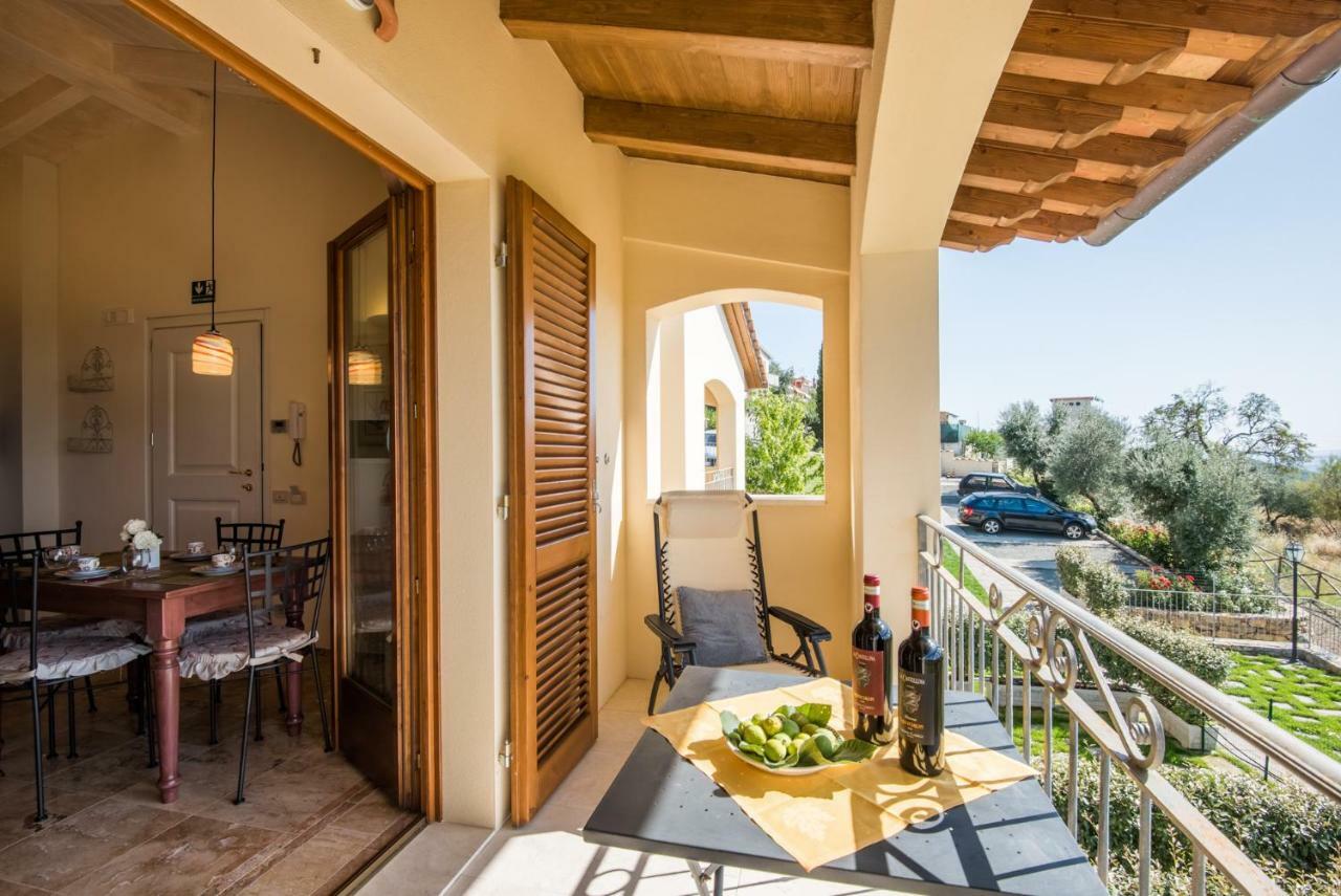 Casa Vacanze Squarcialupi Castellina in Chianti Exterior photo